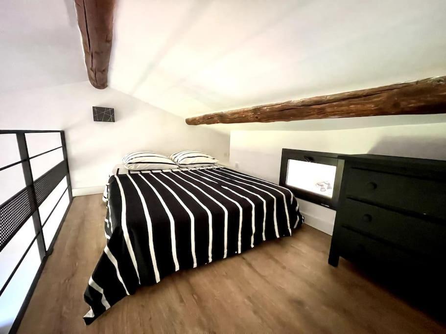 Ravissant Appartement A 5Min Du Centre Ville D'Aix เอ็ก-ซอง-โพรวองซ์ ภายนอก รูปภาพ